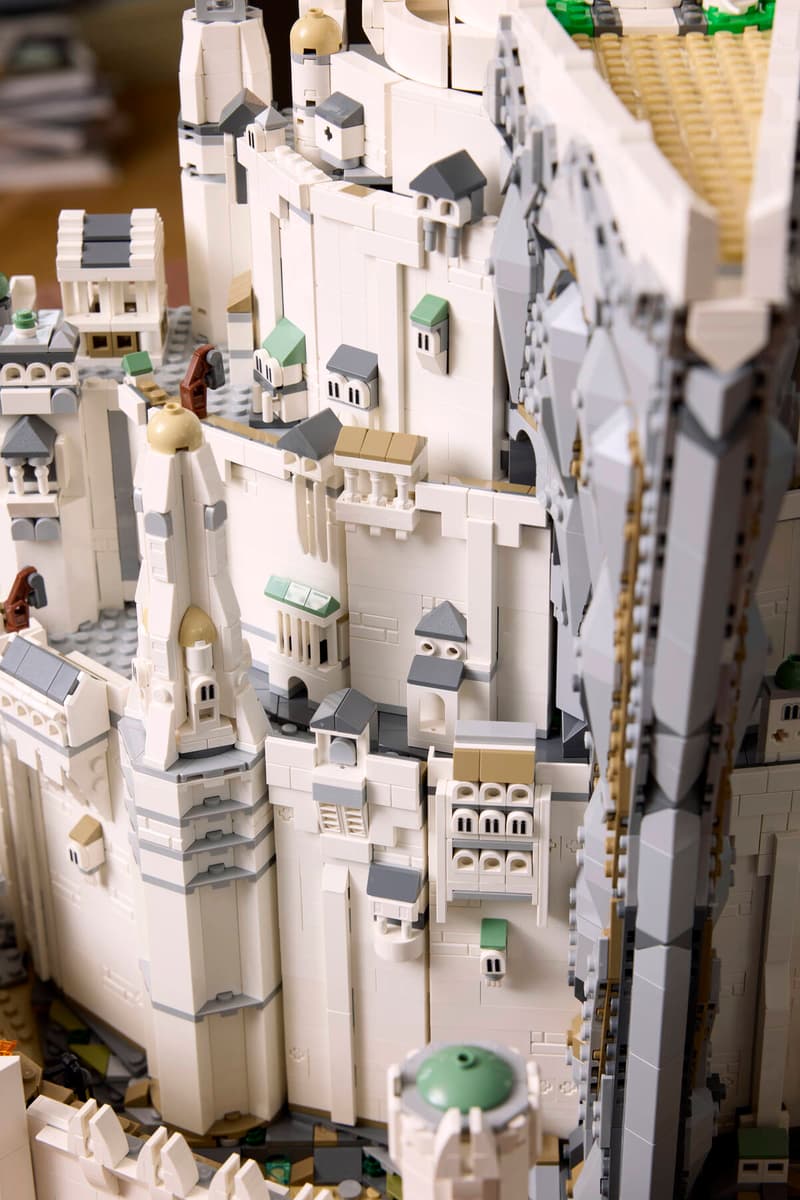 LEGO 11377 Minas Tirith — close-up on city tiers